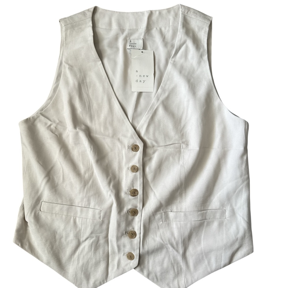 A New Day Stylish Cream Button-Up Vest New With Tags Size XL - Picture 2 of 4